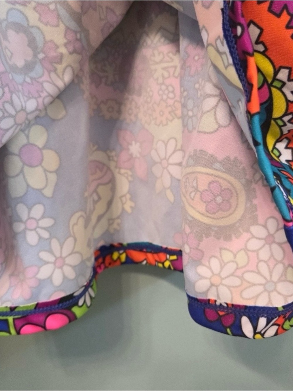Leg Avenue Vibrant Paisley Long Sleeve 70s  Dress Wide Sleeve‎ With Belt Cosplay - Picture 6 of 7
